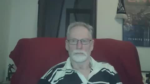 Larbie online show from September 20, 2025, 2:01 am