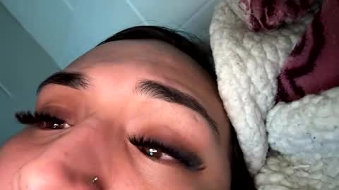 Snapshot of lareinapussy chatting on March 25, 2026, 5:24 am lareinapussy online show from March 25, 2026, 5:24 am