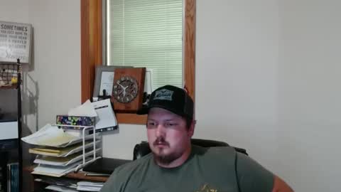 largeandlazy online show from May 27, 2026, 9:12 pm