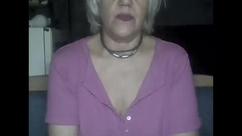 larisaq4ugo24 online show from March 3, 2026, 6:47 pm