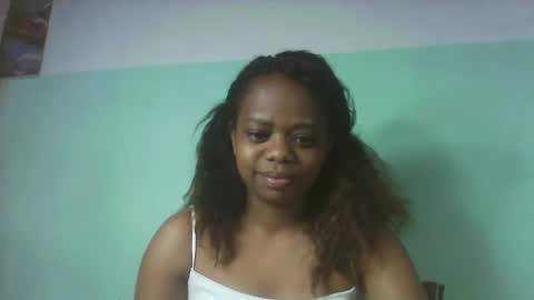 larissa645771 online show from September 26, 2025, 6:06 am