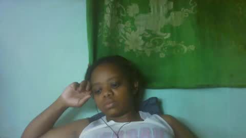 larissa645771 online show from February 23, 2026, 6:05 pm