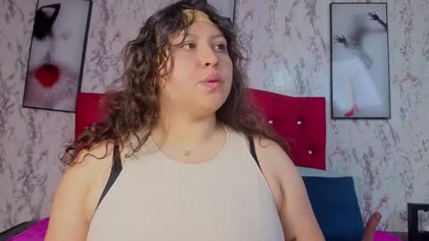 Snapshot of larissa_antonella chatting on April 21, 2026, 3:46 am larissa_antonella online show from April 21, 2026, 3:46 am