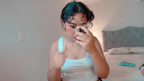 Larissas online show from October 30, 2025, 10:21 pm