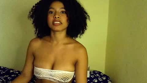 larita_curly online show from April 6, 2026, 8:21 pm