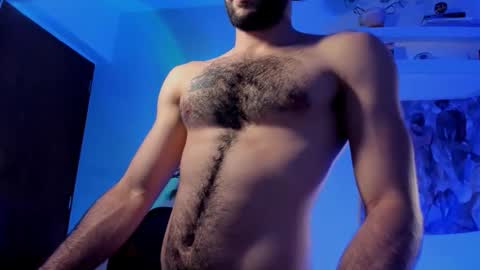 larry_stewart online show from December 18, 2025, 11:44 pm