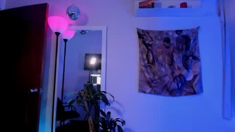 larry_stewart online show from July 20, 2026, 12:03 am