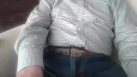 larryj007 online show from April 15, 2026, 9:37 pm