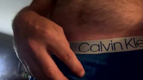 larrythelover23 online show from June 5, 2026, 5:58 am