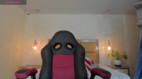  MIA  online show from December 7, 2024, 12:24 pm