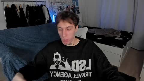 Snapshot of lastnight4you chatting on December 1, 2024, 4:29 pm acie online show from December 1, 2024, 4:29 pm