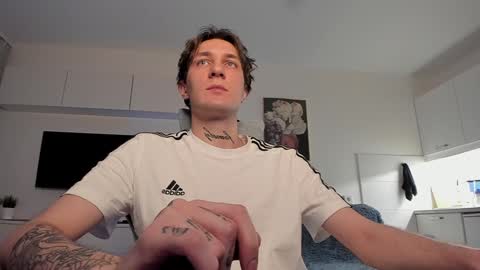 Snapshot of lastnight4you chatting on January 4, 2025, 4:43 pm acie online show from January 4, 2025, 4:43 pm