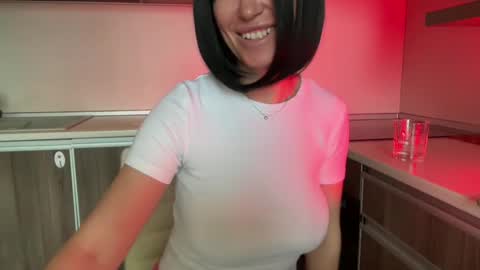 Snapshot of latebloomtati chatting on May 8, 2026, 4:34 pm Goddess Tati Bangs Fetish online show from May 8, 2026, 4:34 pm