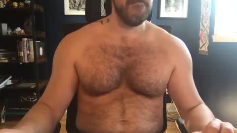 Latenightlunch online show from April 23, 2026, 3:47 pm