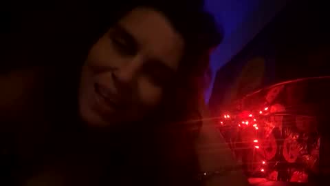 LateniteLonlys online show from October 17, 2025, 5:21 am