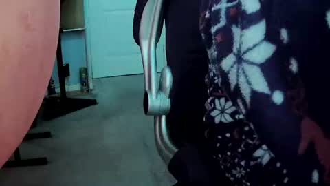 Snapshot of latexchris77 chatting on February 16, 2025, 11:16 am latexchris77 online show from February 16, 2025, 11:16 am