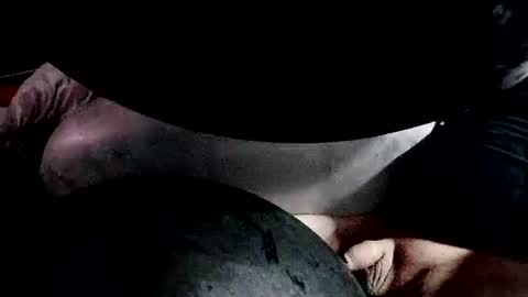 Snapshot of latexchris77 chatting on February 20, 2026, 8:27 am latexchris77 online show from February 20, 2026, 8:27 am