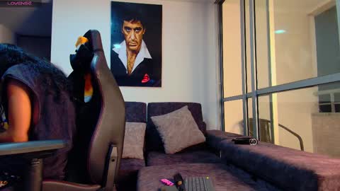 Snapshot of latin_couple77 chatting on March 4, 2025, 5:00 am Sara y Andy online show from March 4, 2025, 5:00 am