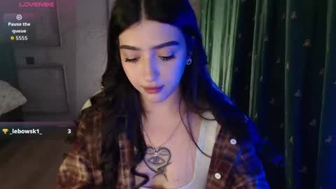 miiiiiiaaaa online show from May 9, 2026, 10:37 pm