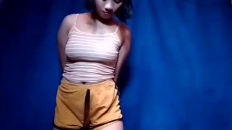 Snapshot of latina_shaine chatting on March 25, 2026, 2:28 am latina_shaine online show from March 25, 2026, 2:28 am