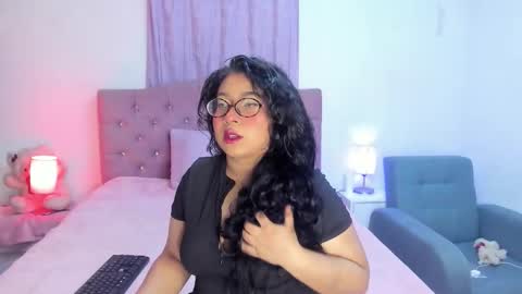 Martina online show from March 4, 2026, 6:19 am