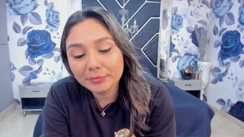 EMMA   online show from October 27, 2025, 2:54 pm