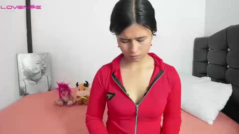 Snapshot of latinaqueen023 chatting on March 21, 2026, 1:48 pm Luna online show from March 21, 2026, 1:48 pm