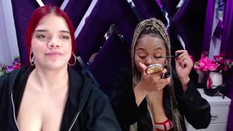 Snapshot of latinas_anales chatting on December 30, 2024, 7:32 pm latinas_anales online show from December 30, 2024, 7:32 pm