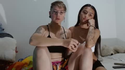 latinas_love05 online show from January 15, 2026, 10:42 am