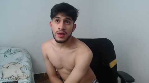 Snapshot of latinbunny7779 chatting on December 9, 2024, 2:24 am camilo online show from December 9, 2024, 2:24 am