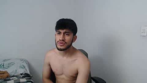 Snapshot of latinbunny7779 chatting on December 13, 2024, 1:59 am camilo online show from December 13, 2024, 1:59 am