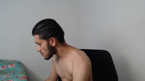 Snapshot of latinbunny7779 chatting on December 17, 2024, 3:06 am camilo online show from December 17, 2024, 3:06 am