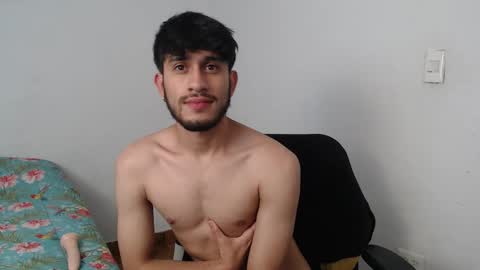 Snapshot of latinbunny7779 chatting on December 17, 2024, 6:35 am camilo online show from December 17, 2024, 6:35 am