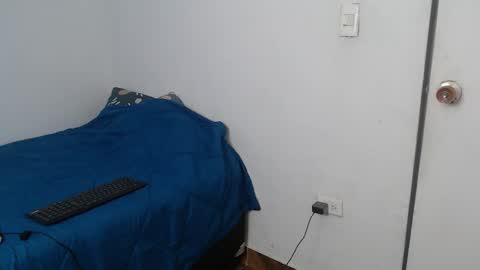 Snapshot of latinbunny7779 chatting on December 22, 2024, 3:22 am camilo online show from December 22, 2024, 3:22 am