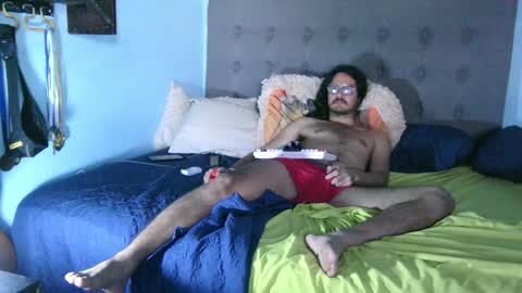 latinincognito online show from December 29, 2024, 5:12 pm