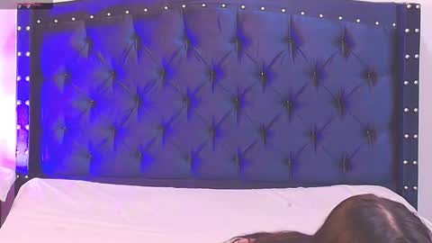 latinnangel online show from November 1, 2025, 7:05 pm