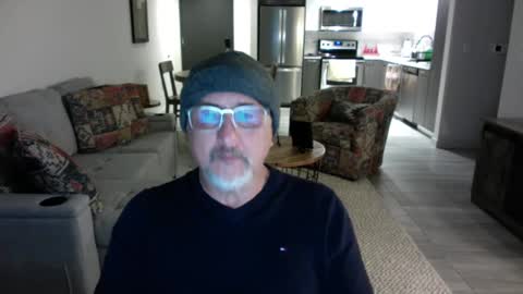 QS - INDEPENDENT MODEL online show from February 10, 2025, 5:47 am