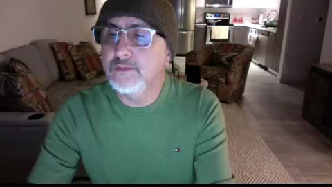 QS - INDEPENDENT MODEL online show from February 27, 2025, 2:10 am