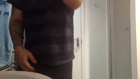 latino8484 online show from January 21, 2025, 7:37 am