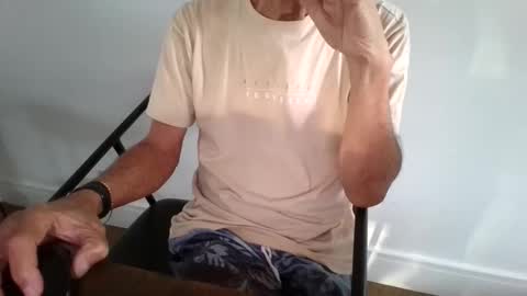 latinobra online show from April 7, 2026, 10:26 am