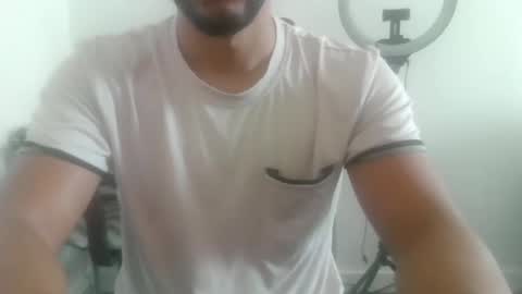 latinromeo1a online show from September 18, 2025, 1:24 pm