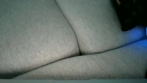 latinromeo1a online show from April 19, 2026, 4:17 pm