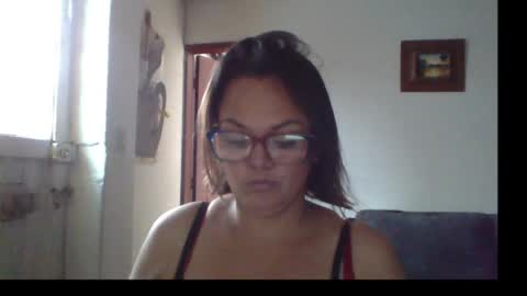 Snapshot of lau16310 chatting on June 17, 2026, 3:35 pm Laura online show from June 17, 2026, 3:35 pm