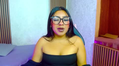 Snapshot of laulin_tay chatting on February 24, 2026, 3:37 am laulin_tay online show from February 24, 2026, 3:37 am