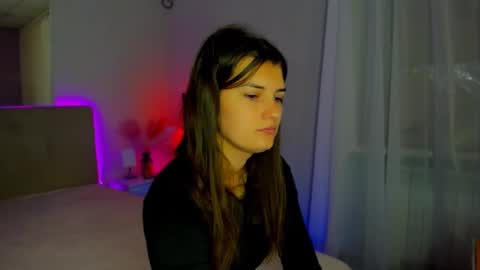 Laura online show from September 27, 2025, 5:23 am