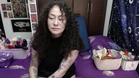  Wen  online show from October 22, 2025, 4:29 pm