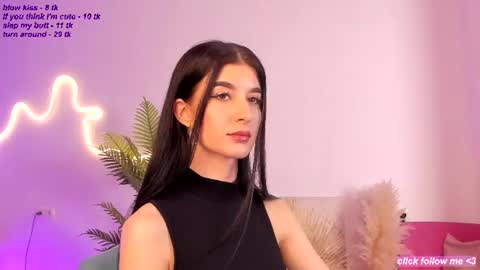 Snapshot of laura_coy chatting on July 26, 2026, 10:16 pm Laura online show from July 26, 2026, 10:16 pm