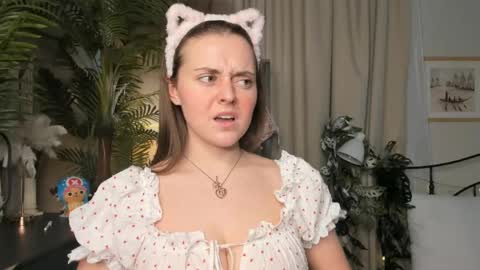 Samantha online show from May 15, 2026, 4:03 pm