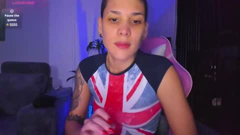 Snapshot of laura_r23 chatting on December 31, 2024, 8:37 am Laura Rose online show from December 31, 2024, 8:37 am