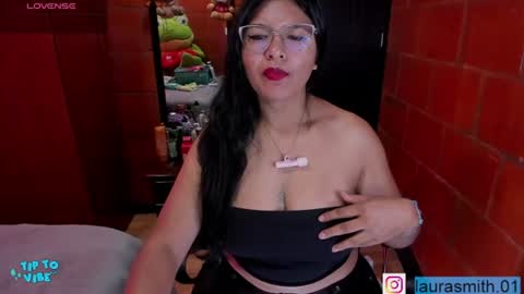 Laura  independent model Next show Monday 2th December online show from June 27, 2026, 3:39 pm